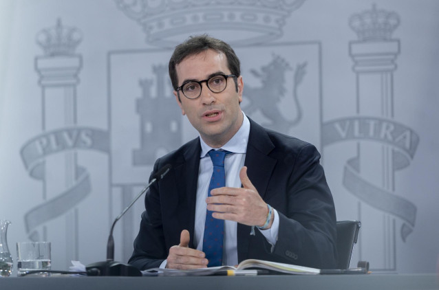 El ministro de Economía, Comercio y Empresa, Carlos Cuerpo, durante la rueda de prensa posterior al Consejo de Ministros de este martes, 7 de enero