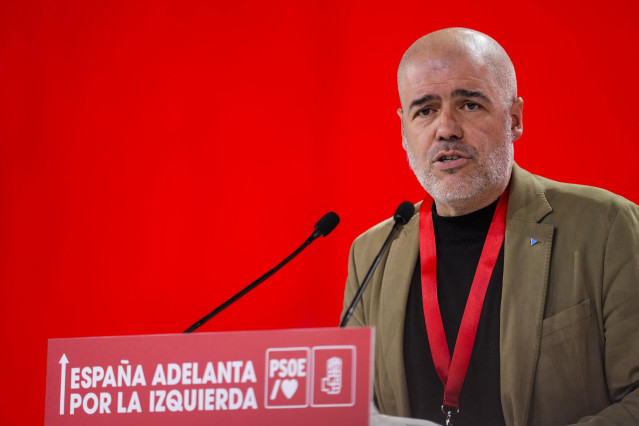 Archivo - El secretario general de CCOO, Unai Sordo, durante la inauguración del 41º Congreso Federal del PSOE en el Palacio de Congresos y Exposiciones, a 30 de noviembre de 2024 en Sevilla (Andalucía, España). El PSOE inaugura su 41 Congreso Federal en