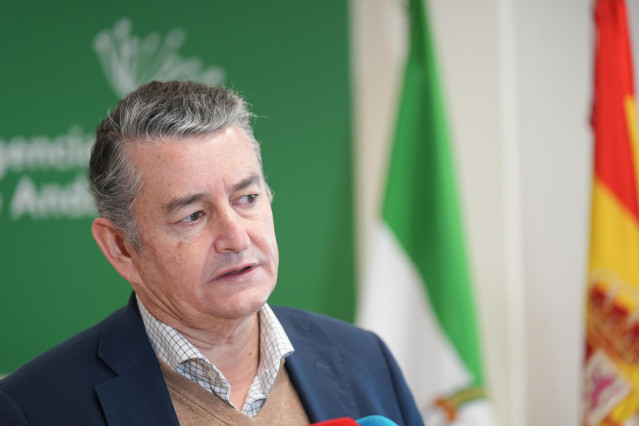 El consejero de la Presidencia, Interior, Diálogo Social y Simplificación Administrativa, Antonio Sanz