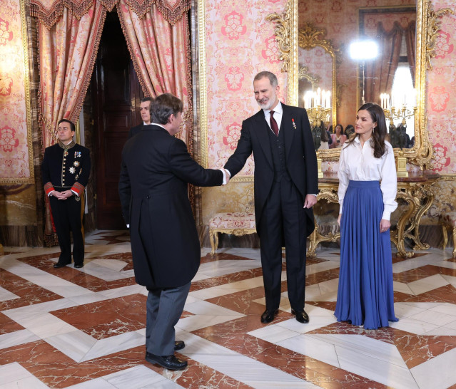 El Rey Felipe VI y la Reina Letizia durante la tradicional recepción anual al Cuerpo Diplomático acreditado en España