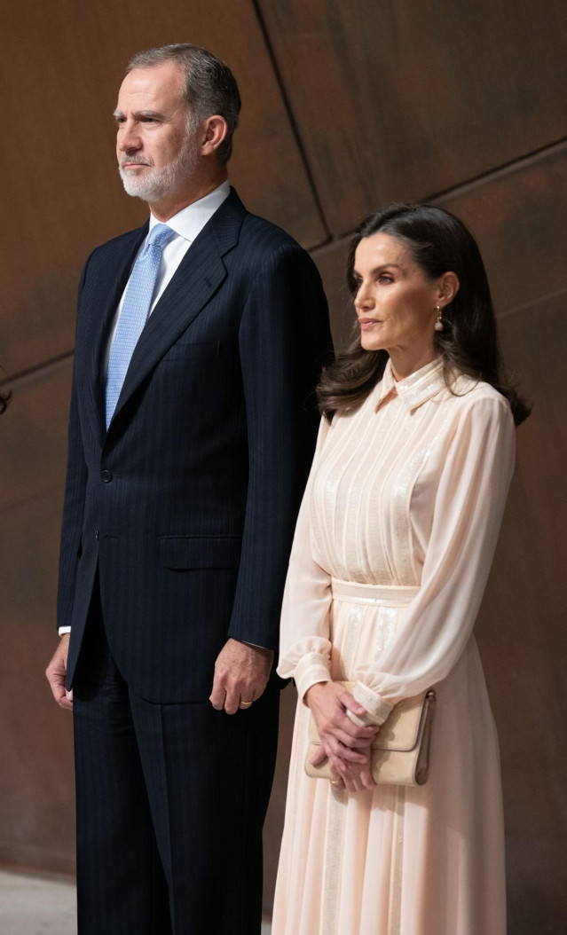 Archivo - El Rey Felipe VI y la Reina Letizia, a su llegada a la representación de la ópera ‘II Trittico’, en el Palacio Euskalduna, a 29 de noviembre de 2024, en Bilbao, Vizcaya, País Vasco (España).