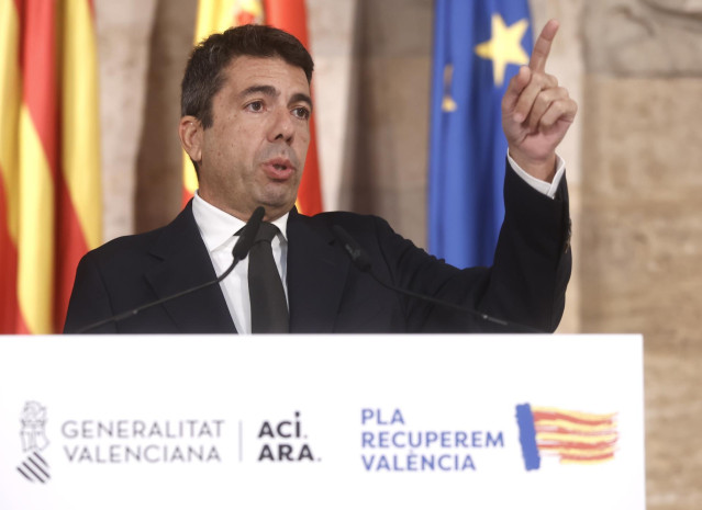 El president de la Generalitat, Carlos Mazón, en rueda de prensa este viernes