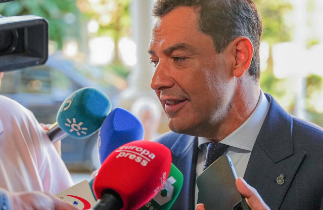 Archivo - El presidente de la Junta de Andalucía, Juanma Moreno (Fotografía de archivo)