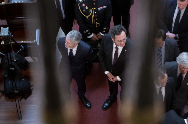 El ministro del Interior, Fernando Grande-Marlaska (i), y el fiscal general del Estado, Álvaro García Ortiz (d), en una imagen de archivo.
