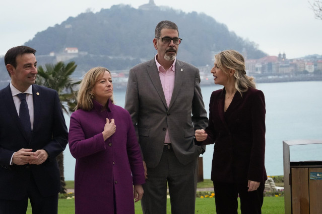 La vicepresidenta segunda y ministra de Trabajo y Economía Social, Yolanda Díaz,  en el Palacio de Miramar, a 16 de enero de 2025, en San Sebastián, País Vasco (España).