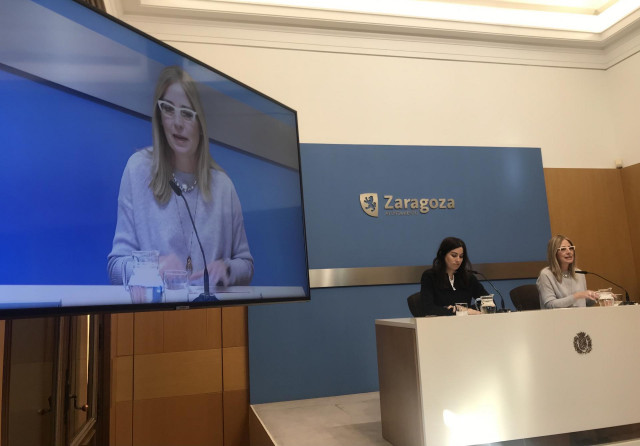 Las consejeras municipales de Hacienda y Fondos Europeos, Blanca Solans, y de Medio Ambiente y Movilidad, Tatiana Gaudes,