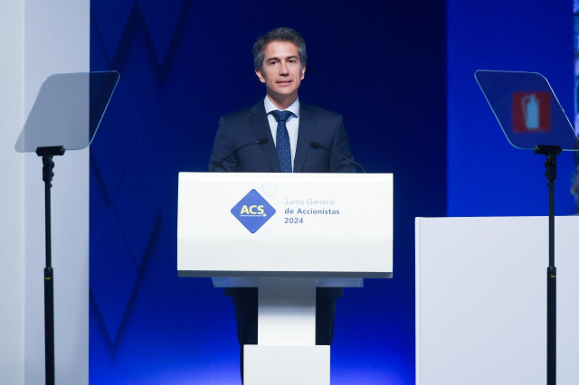Archivo - El consejero delegado de ACS, Juan Santamaría