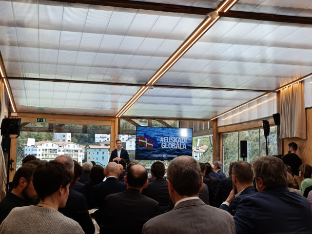 Imanol Pradales presenta la estrategia Euskadi Globala