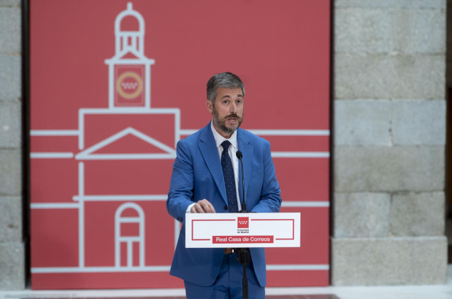 Archivo - El consejero de Presidencia, Justicia y Administración Local, Miguel Ángel García Martín, durante una rueda de prensa tras una reunión, en la Real Casa de Correos