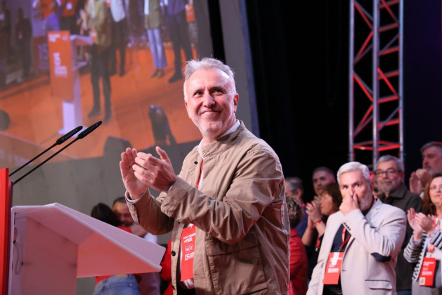 Ángel Víctor Torres, reelegido secretario general de los socialistas canarios, hoy, en el XV Congreso Regional del PSOE en Canarias, celebrado en el Magma Artes&Congresos de Adeje (Tenerife)
