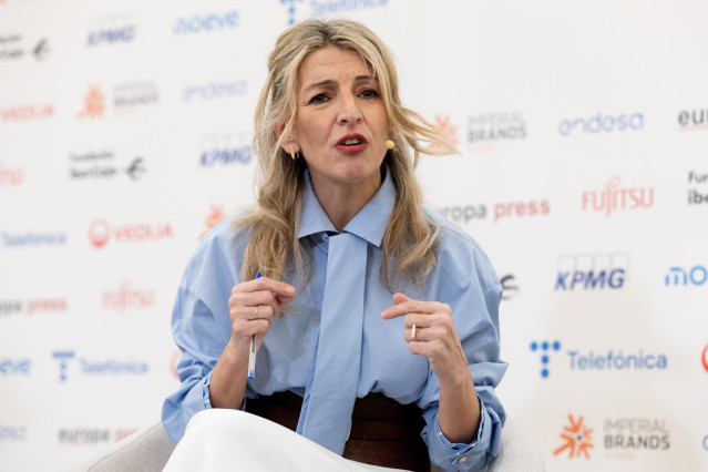 La vicepresidenta segunda y ministra de Trabajo y Economía Social, Yolanda Díaz, interviene durante un Desayuno Informativo de Europa Press, en el Hotel Intercontinental, a 27 de enero de 2025, en Madrid (España).