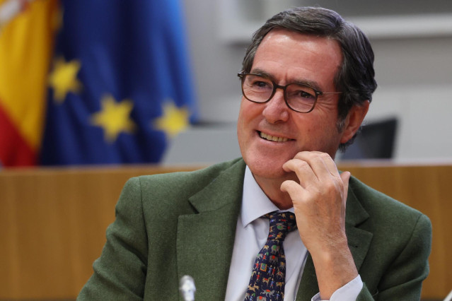 Archivo - El presidente de la CEOE, Antonio Garamendi