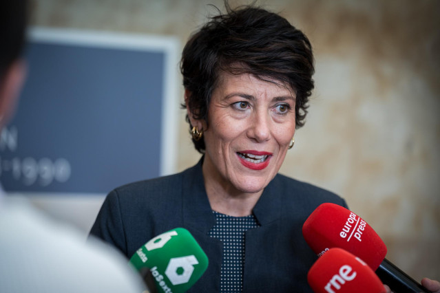 Archivo - La ministra de Inclusión, Seguridad Social y Migraciones, Elma Saiz.