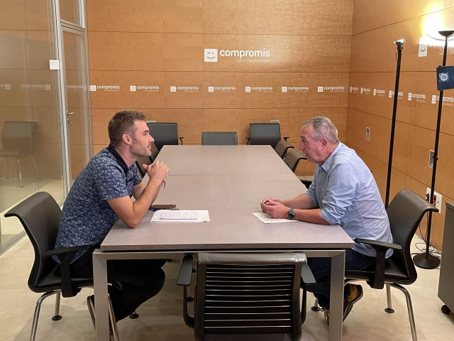 Archivo - El diputado de Compromís en Les Corts, Gerard Fullana, y el síndic del grupo, Joan Baldoví, en una imagen de archivo.