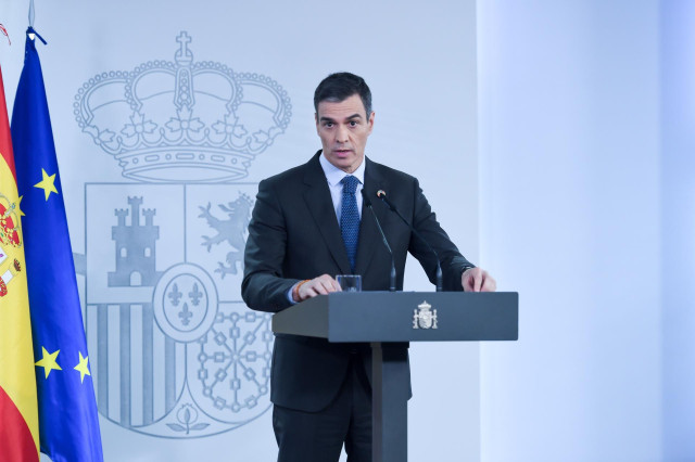 El presidente del Gobierno, Pedro Sánchez, durante una rueda de prensa tras el Consejo de Ministros, en el Complejo de la Moncloa, a 28 de enero de 2025, en Madrid (España)