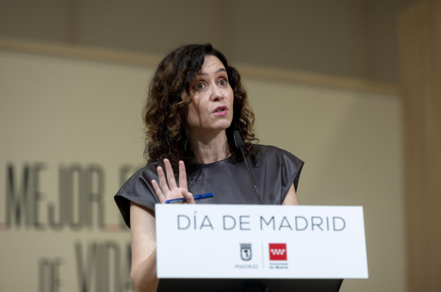 La presidenta de la Comunidad de Madrid, Isabel Díaz Ayuso, durante la celebración del Día de Madrid en Fitur 2025, en la 45ª edición de la Feria Internacional del Turismo, (Fitur)
