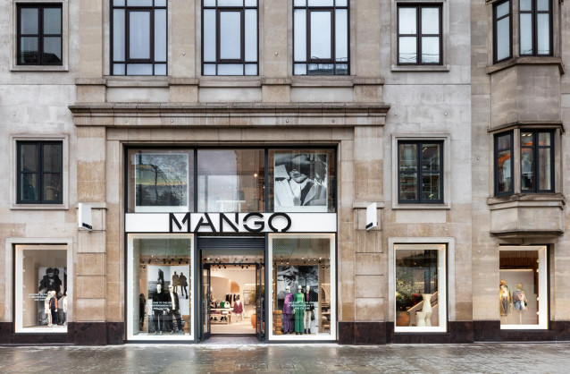 Archivo - Economía.- Mango ve en Reino Unido 