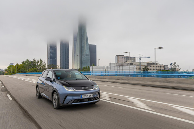 BYD alcanza una cuota del 16% en el segmento de vehículos 100% eléctricos en enero en España.