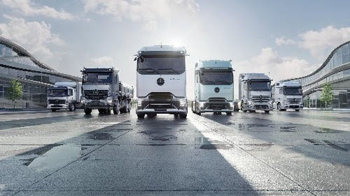 Archivo - Camiones de Daimler Truck