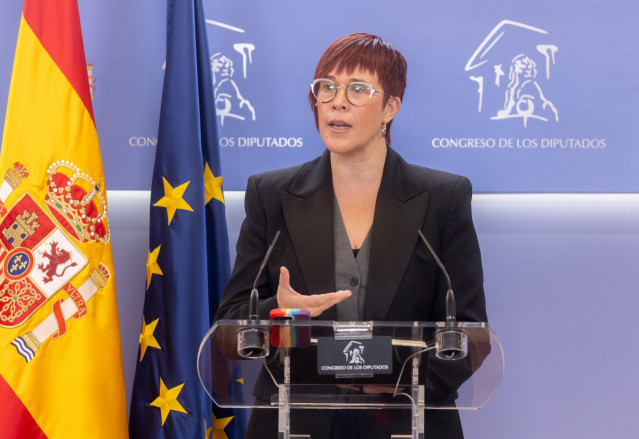 Archivo - La portavoz de Compromís en el Congreso, Águeda Micó, durante una rueda de prensa anterior a la reunión de la Junta de Portavoces, en el Congreso de los Diputados, a 29 de octubre de 2024, en Madrid (España).
