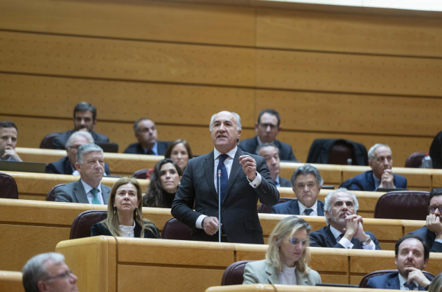 Archivo - El senador del Partido Popular, José Ignacio Landaluce, interviene durante una sesión de control al Gobierno, en el Senado, a 5 de marzo de 2024, en Madrid (España). El 'caso Koldo' centra la sesión del control al Gobierno en el Senado, donde la