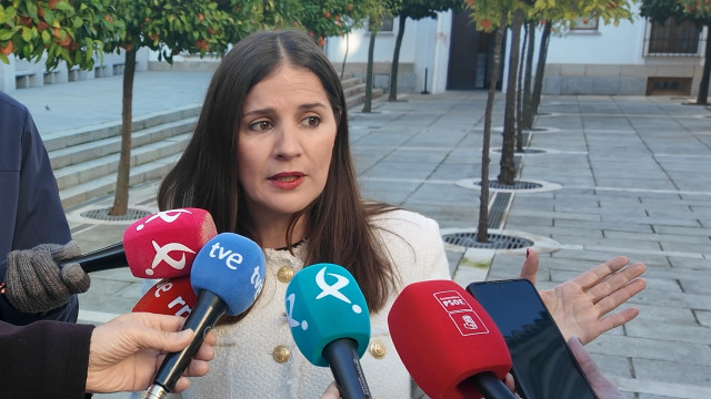 Imagen de archivo de la portavoz del PSOE extremeño, Isabel Gil Rosiña