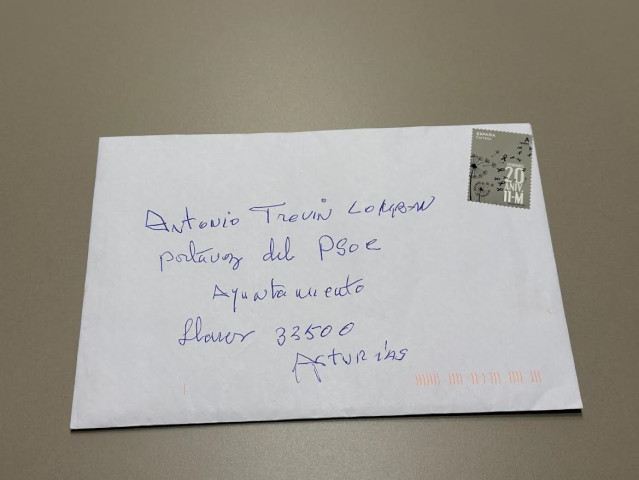 Sobre de la carta anónima