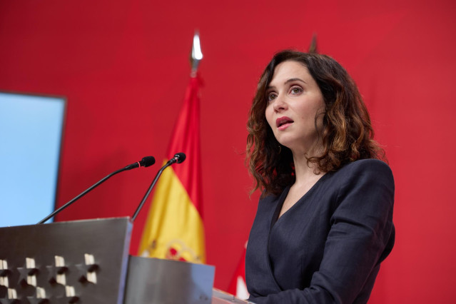 Archivo - La presidenta de la Comunidad de Madrid, Isabel Díaz Ayuso, ofrece una rueda de prensa tras la reunión del Consejo de Gobierno