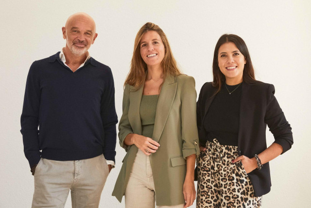 Equipo de la firma Iris