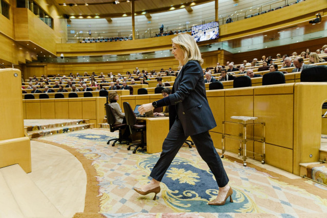 La portavoz del PP en el Senado, Alicia García, durante una sesión plenaria extraordinaria, en el Senado, a 28 de enero de 2025, en Madrid (España).  El Senado celebra un pleno extraordinario para debatir y votar una moción del Partido Popular para instar