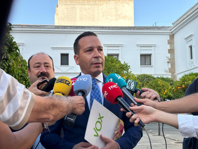 El portavoz de Vox en la Asamblea de Extremadura, Óscar Fernández, en una imagen de archivo.