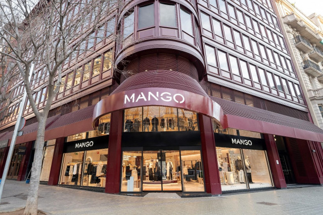 La nueva 'flagship store' de Mango en el número 514 de la avenida Diagonal de Barcelona