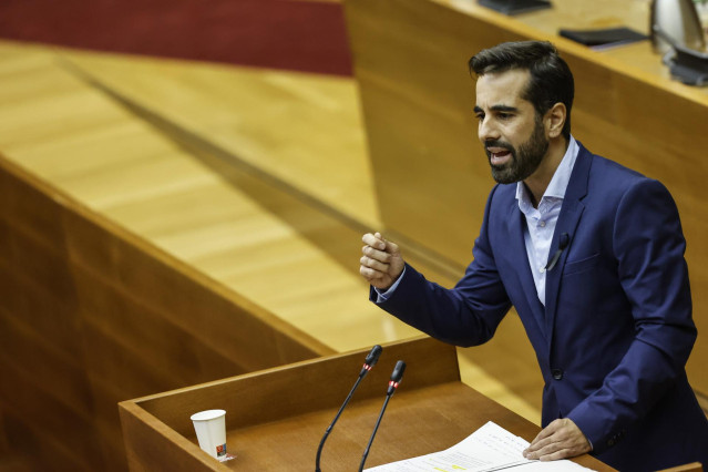 Archivo - El portavoz del PSPV en las Cortes, José Muñoz.