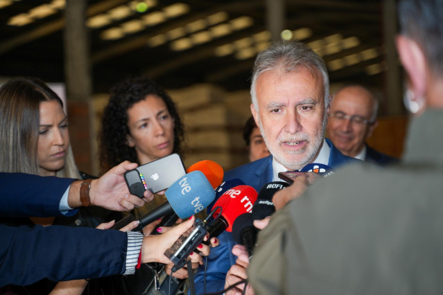 Archivo - El ministro de Política Territorial, Ángel Víctor Torres