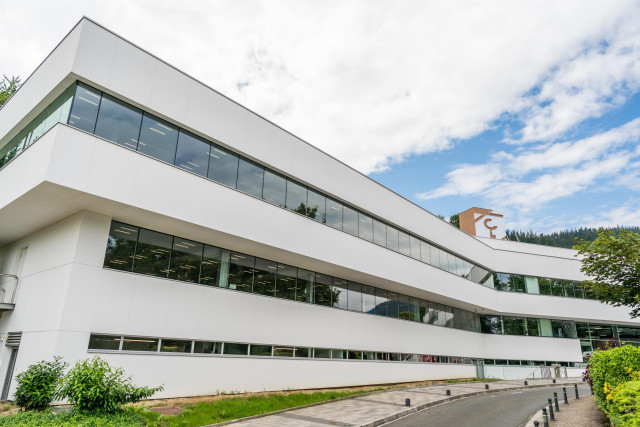 Archivo - Sede de Laboral Kutxa