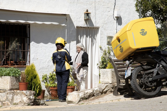 Archivo - Cartera rural de Correos