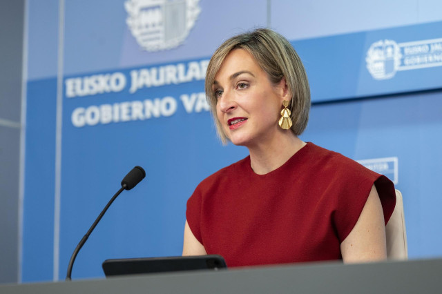 Archivo - La portavoz del Gobierno Vasco, María Ubarretxena