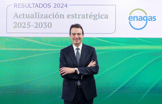 El Consejero Delegado de Enagás, Arturo Gonzalo, durante una rueda de prensa, en la sede de Enagás, a 18 de febrero de 2025, en Madrid (España). Enagás registró unas pérdidas de 299,3 millones de euros en 2024, frente a las ganancias de 342,5 millones de