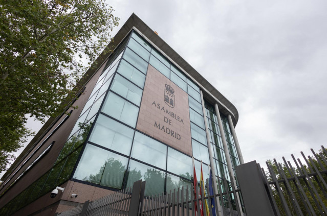 Archivo - Fachada de la Asamblea de Madrid, a 26 de octubre de 2023, en Madrid (España).