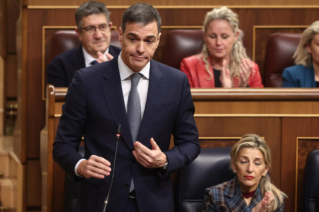 El presidente del Gobierno, Pedro Sánchez, interviene durante una sesión de control, Congreso de los Diputados, a 12 de febrero de 2025, en Madrid (España).