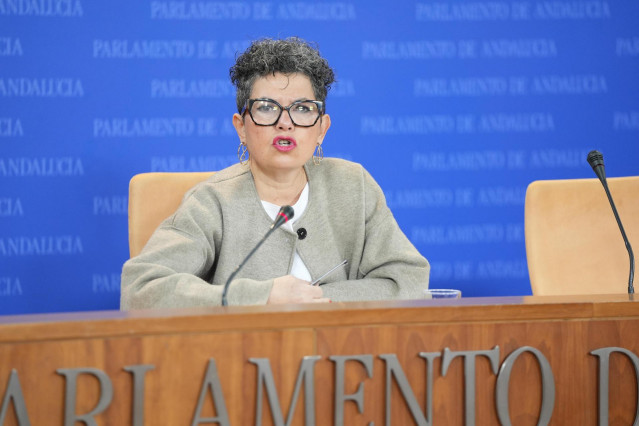 La presidenta del Grupo Parlamentario Mixto-Adelante Andalucía, Maribel Mora, este miércoles en rueda de prensa.