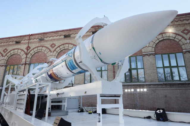 Archivo - El MIURA 1, primer cohete espacial español, durante su presentación en la explanada del Museo Nacional de Ciencias Naturales, a 12 de noviembre de 2021, en Madrid, (España).