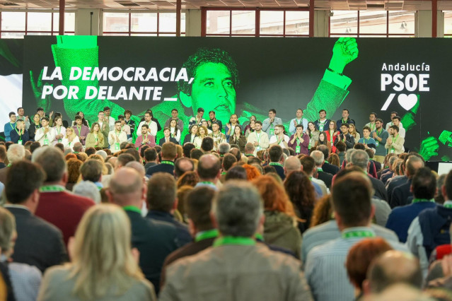 La secretaria general del PSOE-A, María Jesús Montero, interviene en la inauguración del XV Congreso del PSOE de Andalucía. A 22 de febrero de 2025 en Granada, Andalucía (España). Armilla acoge la primera jornada del XV Congreso del PSOE de Andalucía, un