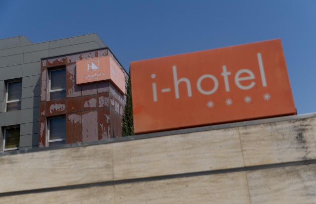 Archivo - Fachada de un hotel