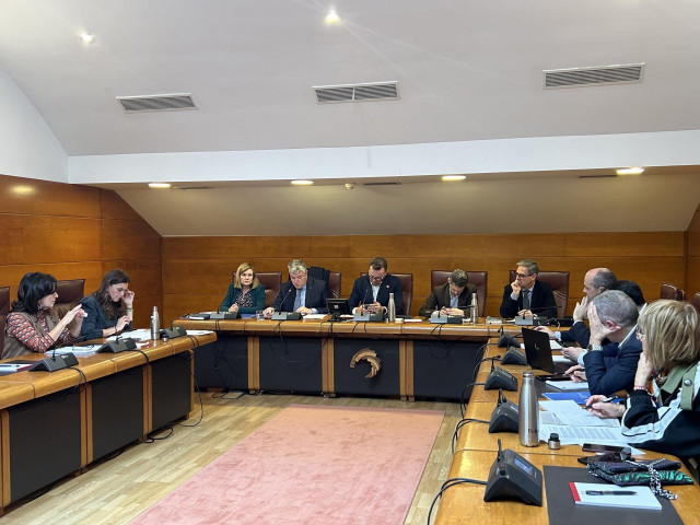 Comisión de Economía, Hacienda, Financiación Autonómica y Fondos Europeos celebrada.