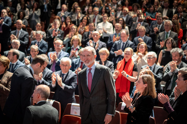 El Rey Felipe VI preside el acto de homenaje por el 50 aniversario del Programa de Becas de Internacionalización Empresarial de ICEX España Exportación e Inversiones