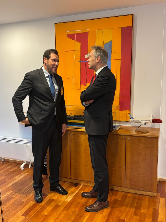 El ministro de Transportes, Óscar Puente, con su homólogo noruego, Jon-Ivar Nygård