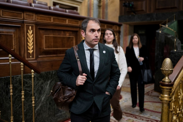 Archivo - Imagen de archivo del diputado de Sumar en el Congreso de los Diputados y coordinador general de Izquierda Unida Andalucía, Toni Valero.