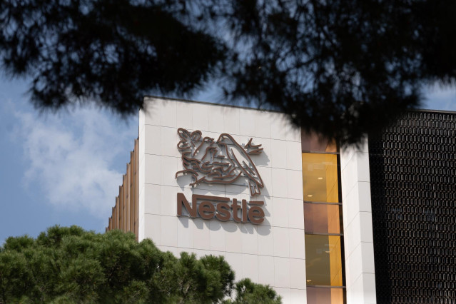 Archivo - Fachada de la sede de Nestlé España en Esplugues de Llobregat, Barcelona, Catalunya.