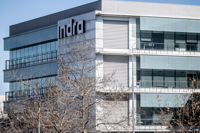 Fachada de la sede de Indra, a 5 de febrero de 2025, en Madrid (España).